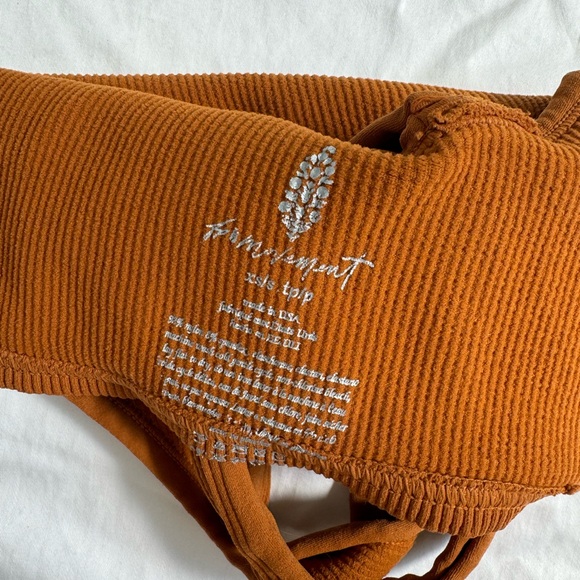 NEW Free People Movement Happiness Runs Convertible Tank - Picture 9 of 9